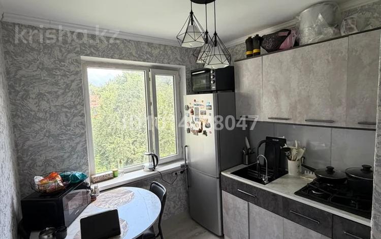 1-комнатная квартира · 33 м² · 4/4 этаж, мкр №3 за 23 млн ₸ в Алматы, Ауэзовский р-н — фото 2