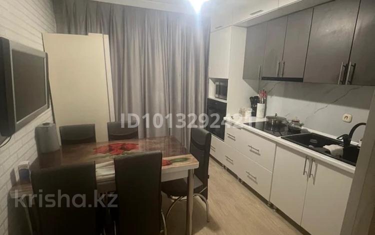 2-комнатная квартира · 52.6 м² · 4/9 этаж, мкр Юго-Восток, Университетская 11 — Каргу общежитие за 250 000 ₸ в Караганде, Казыбек би р-н — фото 2