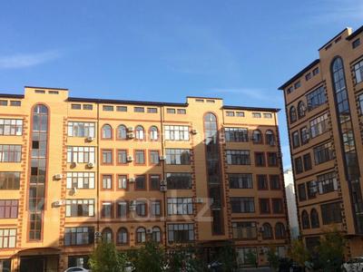 1-бөлмелі пәтер · 54 м² · 5/6 қабат, мкр Нурсая, Акжарма 10 — Габдиева, бағасы: 21 млн 〒 в Атырау