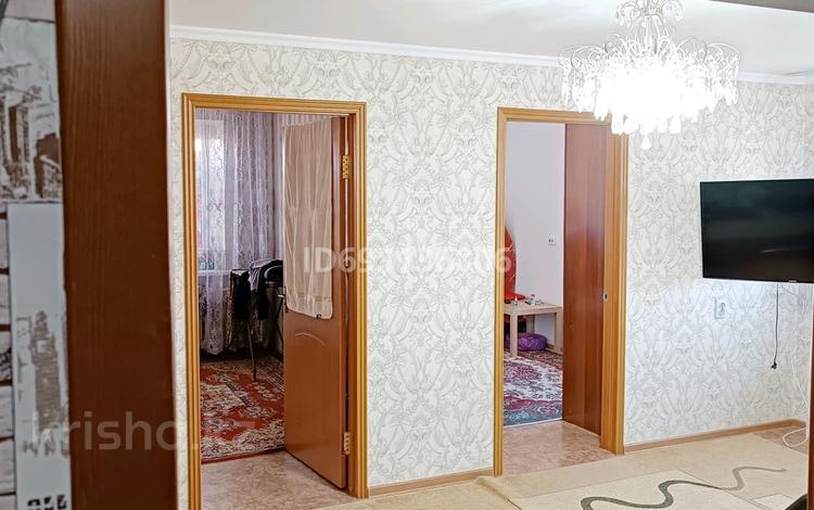 4-комнатная квартира, 63.3 м², 5/5 этаж, Камзина 18 за 20 млн 〒 в Павлодаре — фото 2