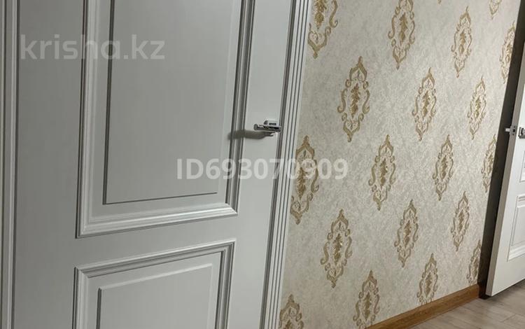 2-бөлмелі пәтер, 62 м², 1/5 қабат ай сайын, мкр Север 33, бағасы: 150 000 〒 в Шымкенте, Енбекшинский р-н — фото 2