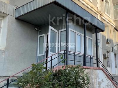 Еркін, кеңселер, дүкендер мен бутиктер, қоймалар, сұлулық салондары, медорталықтар мен дәріханалар, білім орталықтары, ойын-сауық · 108.2 м², бағасы: 20.5 млн ₸ в Актау, 15-й мкр