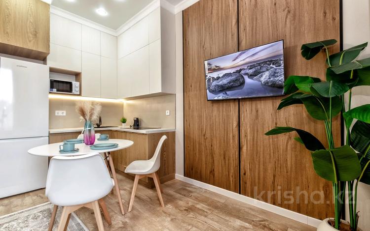 1-комнатная квартира · 55 м² · 11/18 этаж, Е-36 6 за 15 000 ₸ в Астане, Нура р-н — фото 4