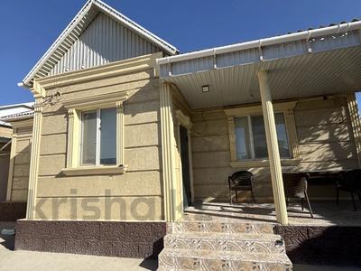Жеке үй · 5 бөлме · 200 м² · 6 жүзд., Гулдер 522 — Хамза, бағасы: 50 млн ₸ в Атамекене