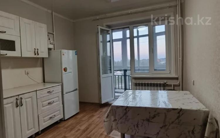 2-бөлмелі пәтер · 59.8 м² · 4/6 қабат, Юбилейная 35б, бағасы: 21.5 млн ₸ в Кокшетау — фото 2