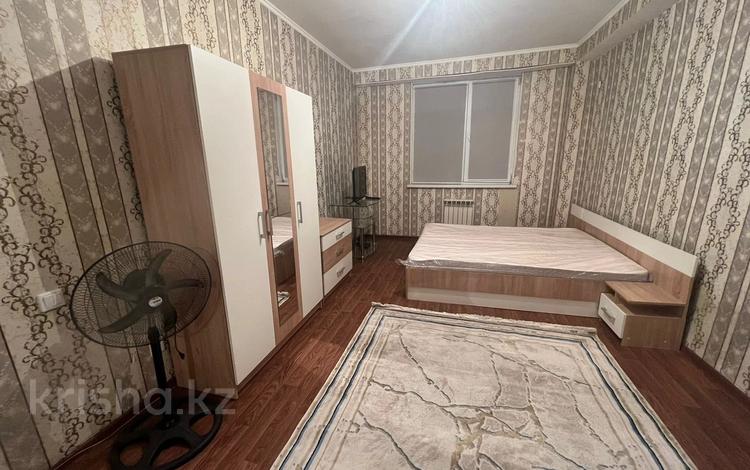 3-бөлмелі пәтер, 80 м², 6/9 қабат ай сайын, мкр Астана 73 — Возле аргынбекова ноаый мечеть, бағасы: 180 000 〒 в Шымкенте, Каратауский р-н — фото 2