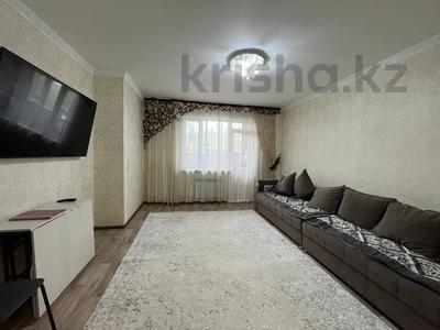 2-комнатная квартира, 59.7 м², 2/11 этаж, мкр Юго-Восток, Сарыарка 19 за 25 млн 〒 в Караганде, Казыбек би р-н