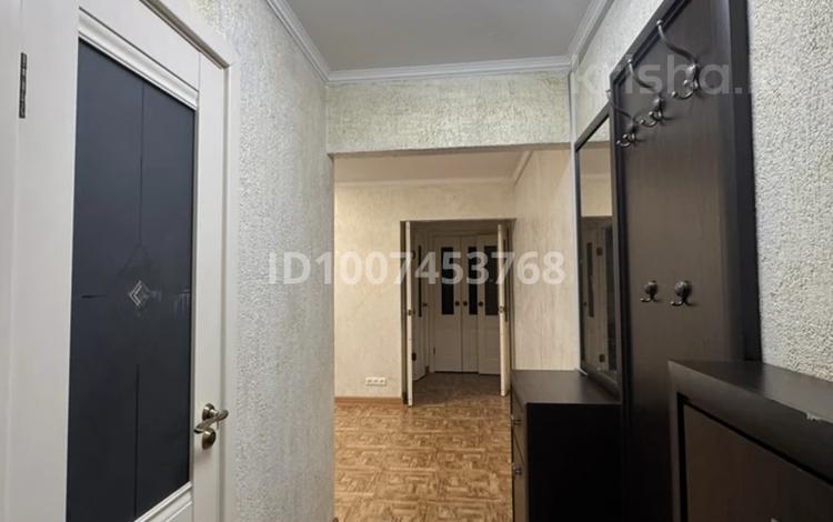 3-комнатная квартира · 67 м² · 2/5 этаж, мкр Орбита-3 16 за 370 000 ₸ в Алматы, Бостандыкский р-н — фото 2