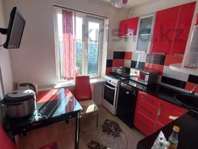 2-бөлмелі пәтер, 48 м², 5/5 қабат ай сайын, Жастар 13, бағасы: 110 000 〒 в Талдыкоргане, мкр Жастар