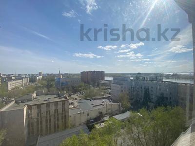 2-комнатная квартира, 57 м², 10/10 этаж, Набережная за 17.5 млн 〒 в Павлодаре