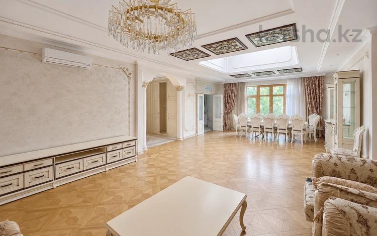 4-бөлмелі пәтер · 182 м² · 4/4 қабат, Мирас 53–64, бағасы: 182 млн ₸ в Алматы, Бостандыкский р-н — фото 2