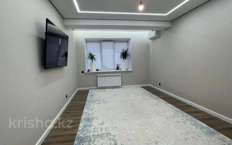 2-комнатная квартира · 64 м² · 6/9 этаж, мкр. Алтын орда, Батыс 2 за 32.5 млн ₸ в Актобе — фото 2