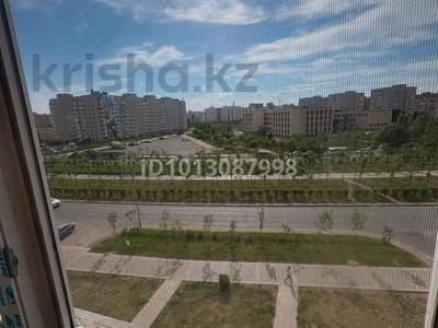 2-бөлмелі пәтер · 58 м² · 4/10 қабат, Жургенова 28/1, бағасы: 32 млн ₸ в Астане, Сарайшык р-н