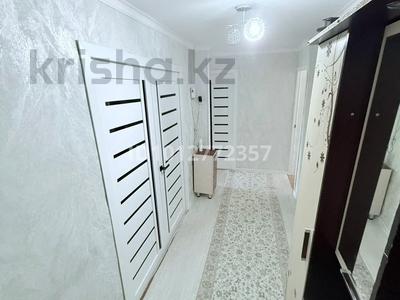 3-комнатная квартира · 60.9 м² · 3/5 этаж, мкр шугыла 21 за 15 млн 〒 в 