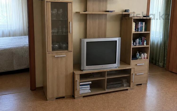 3-бөлмелі пәтер · 53 м² · 3/5 қабат, ул. Михаэлиса 11, бағасы: 24.6 млн ₸ в Усть-Каменогорске, Ульбинский — фото 2
