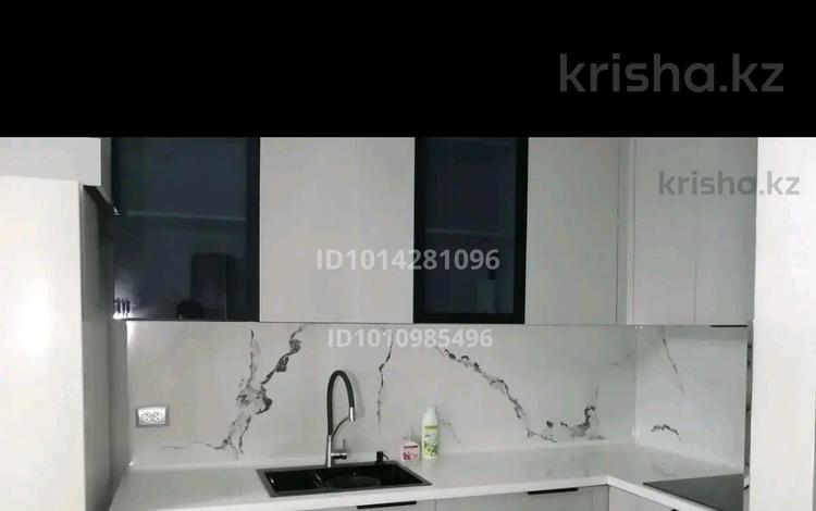 2-комнатная квартира · 56 м² · 7/12 этаж, мкр Акжайык, Сырым батыра 99/3 за 300 000 ₸ в Шымкенте, Абайский р-н — фото 2