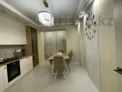 4-бөлмелі пәтер · 121.6 м² · 4/6 қабат, Алтын орда ш/а., Досмухамедулы, бағасы: 53 млн ₸ в Актобе, мкр. Алтын орда