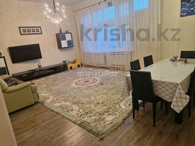 4-комнатная квартира · 160 м² · 1/18 этаж, Динмухаммед Кунаев 12 — Ақ мечеть напротив ЖК Дипломат за 750 000 ₸ в Астане, Есильский р-н