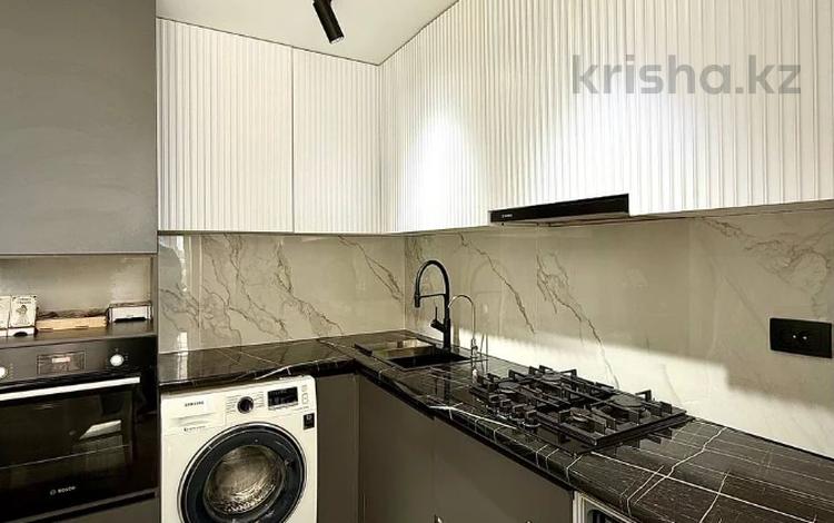 3-комнатная квартира · 82.6 м² · 1/5 этаж, мкр Нурсая, Таумуш Жумагалиев 25 за 38 млн ₸ в Атырау — фото 2