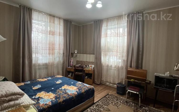 3-комнатная квартира · 65.6 м² · 1/2 этаж, пр. Строителей за 9.5 млн ₸ в Темиртау — фото 4