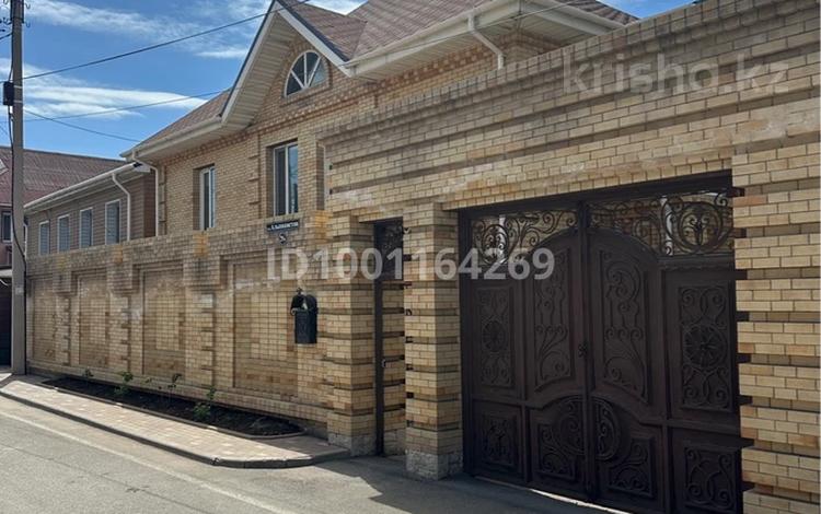 Отдельный дом · 7 комнат · 450 м² · 15 сот., Альпинистов 29Б за 150 млн 〒 в Караганде, Казыбек би р-н — фото 13