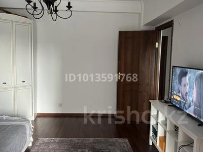 3-комнатная квартира · 88 м² · 2/5 этаж, Толе би 75 — Сейфуллина за 600 000 ₸ в Алматы, Алмалинский р-н