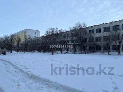 Свободное назначение, офисы, магазины и бутики, общепит, салоны красоты, бани, гостиницы и зоны отдыха, фитнес и спорт, медцентры и аптеки, образование, кабинеты и рабочие места · 2862 м² за ~ 2.9 млн 〒 в Актобе