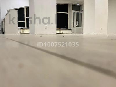 Свободное назначение, офисы, магазины и бутики, салоны красоты, фитнес и спорт, медцентры и аптеки, образование, развлечения, конференц-залы, кабинеты и рабочие места, студии · 250 м² за 2 млн 〒 в Караганде, Казыбек би р-н