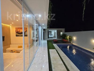 Отдельный дом · 5 комнат · 282 м² · 1 сот., Семиньяк 1 за ~ 150.8 млн 〒 в Денпасаре