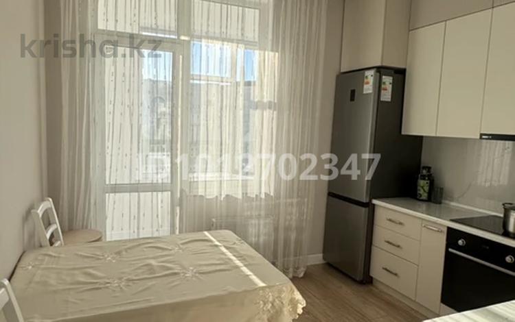 1-бөлмелі пәтер · 45.3 м² · 9/18 қабат, Ақмешіт 13, бағасы: 40 млн ₸ в Астане, Есильский р-н — фото 2