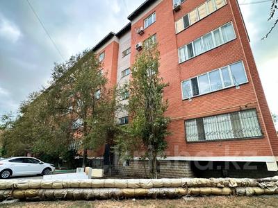 2-комнатная квартира · 71.9 м² · 1/5 этаж, Абая 11 а за 28 млн ₸ в Атырау
