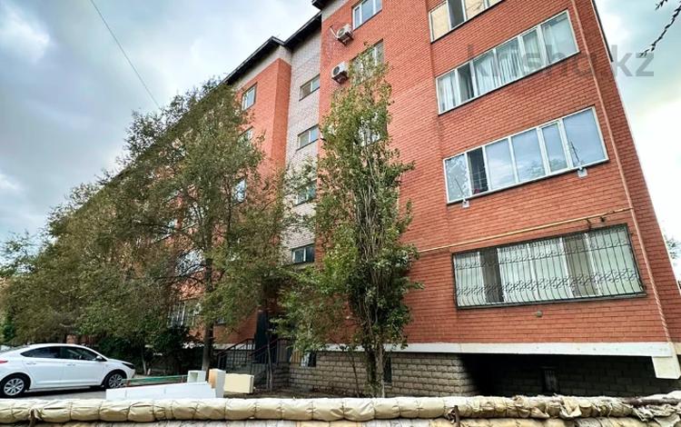 2-комнатная квартира · 71.9 м² · 1/5 этаж, Абая 11 а за 28 млн ₸ в Атырау — фото 2