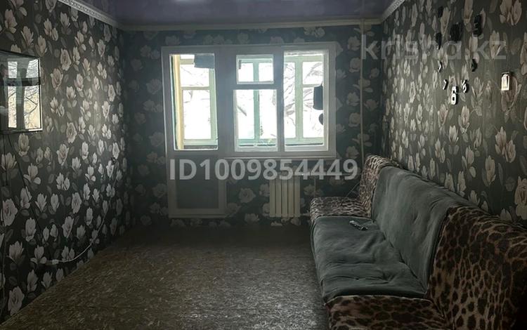 2-бөлмелі пәтер · 44.3 м² · 2/5 қабат, 6микрайон, бағасы: 10 млн ₸ в Темиртау — фото 2
