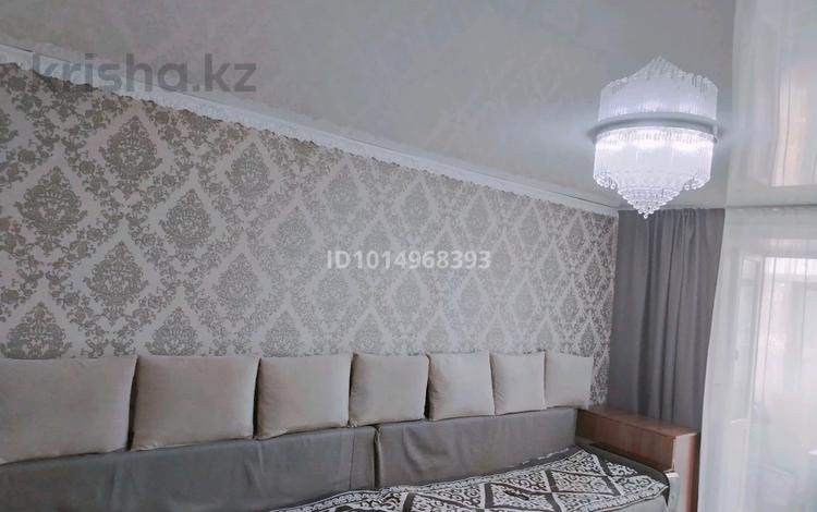 3-бөлмелі пәтер · 64 м² · 5/5 қабат, Космонавтов 17/1, бағасы: 11 млн ₸ в Алтае — фото 2