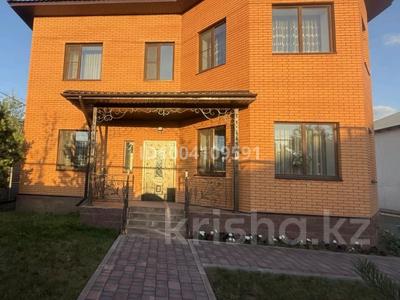 Отдельный дом · 9 комнат · 200 м² · 11 сот., Шажимбаева 210 за 203 млн 〒 в Петропавловске