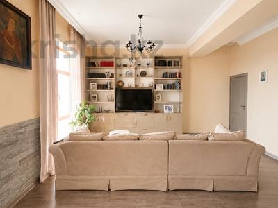 Отдельный дом · 4 комнаты · 191.8 м² · 6 сот., мкр Ерменсай, С/т Ремизовка 136 за 118 млн ₸ в Алматы, Бостандыкский р-н