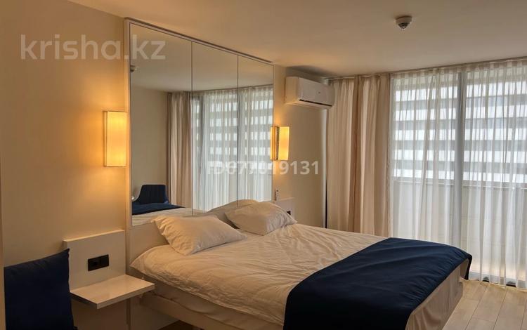 1-комнатная квартира · 30 м² · 15/51 этаж, Химиашвили 7b за 20 000 〒 в Батуми — фото 2