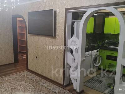 4-бөлмелі пәтер, 80 м², 3/5 қабат ай сайын, Саина 20 — Толе би, бағасы: 320 000 〒 в Алматы, Ауэзовский р-н