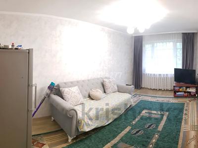 3-комнатная квартира, 59 м², 1/5 этаж, мкр Аксай-2 62 — Елемесова за ~ 31 млн 〒 в Алматы, Ауэзовский р-н