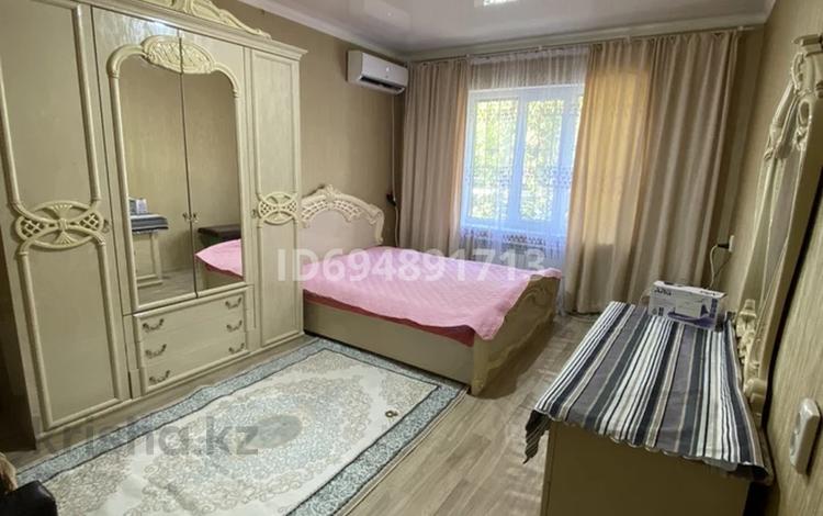 1-комнатная квартира, 30 м², 1/5 этаж помесячно, мкр Север 20