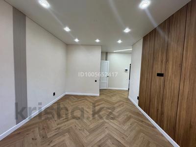 2-комнатная квартира · 71.8 м² · 2/9 этаж, Молдагулова 5/4 за 40.8 млн 〒 в Уральске