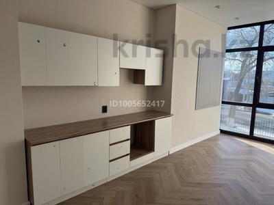 2-комнатная квартира · 71.8 м² · 2/9 этаж, Молдагулова 5/4 за 39.8 млн 〒 в Уральске