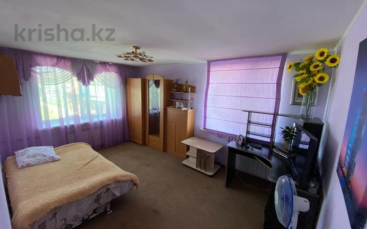 2-бөлмелі пәтер · 60 м² · 2/2 қабат, Халтурина 6, бағасы: 200 000 ₸ в Риддере — фото 4