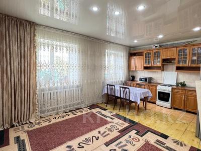 Отдельный дом · 4 комнаты · 130.1 м² · 3 сот., Богенбай батыра за 33 млн 〒 в Семее