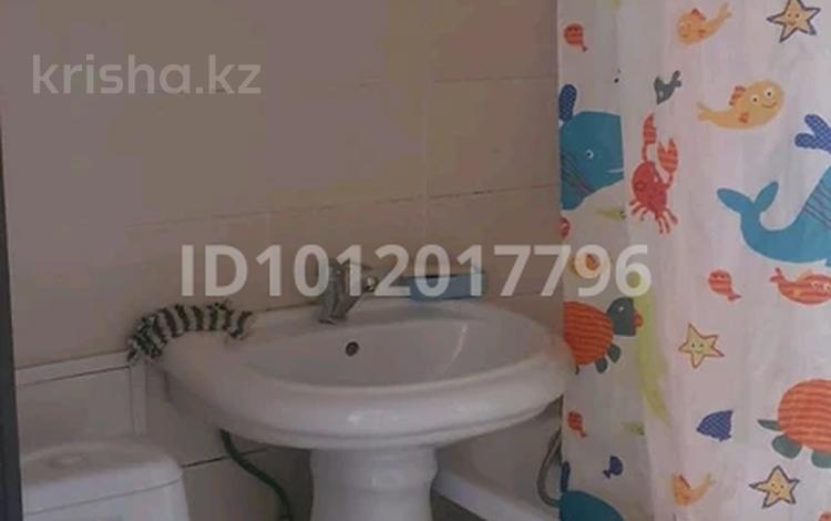 3-бөлмелі пәтер · 60.2 м² · 5/5 қабат, Мкр. Привокзальный-3А 26А, бағасы: 17 млн ₸ в Атырау, мкр Авангард-2 — фото 2