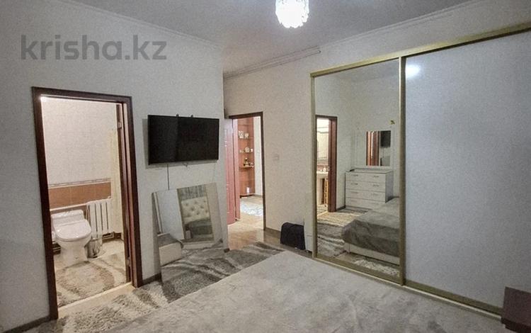 3-бөлмелі пәтер · 80 м² · 6/12 қабат, назарбаева 171а, бағасы: 37 млн ₸ в Талдыкоргане — фото 2