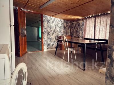 Отдельный дом · 2 комнаты · 100 м², мкр Акжар, Ст весна 65 132 — Жандосова за 130 000 〒 в Алматы, Наурызбайский р-н