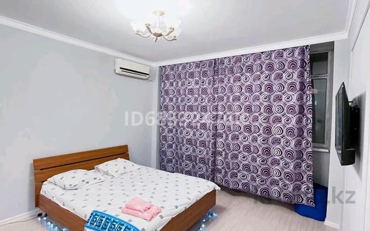 1-бөлмелі пәтер · 45 м² · 1/5 қабат, 19-ш/а. 14, бағасы: 10 000 ₸ в Актау, 19-й мкр — фото 2