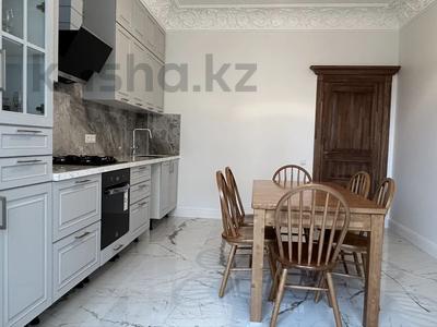 4-бөлмелі пәтер · 146.3 м² · 2/8 қабат, мкр. Алтын орда, Алия Молдагулова, бағасы: 87 млн ₸ в Актобе
