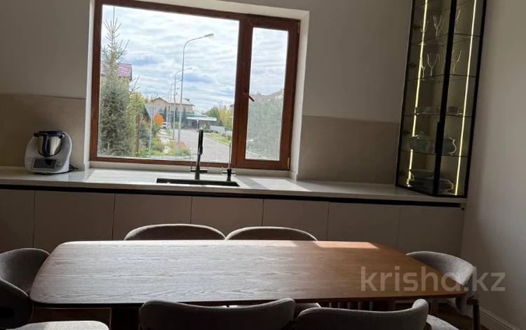 Отдельный дом · 7 комнат · 340 м² · 10 сот., мкр Пригородный, Е-626 за ~ 279 млн 〒 в Астане, Есильский р-н — фото 2